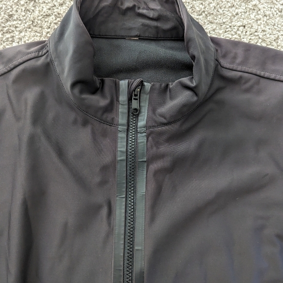 Men's Lululemon Black Jacket - Picture 3 of 7
